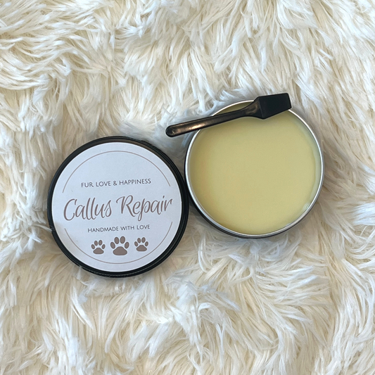 Callus repair balm handmade with natural ingredients. Balm for dogs